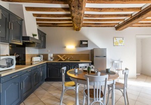 Charming Farmhouse Retreat with Garden, BBQ & Kids' Playground Near Granville Beaches