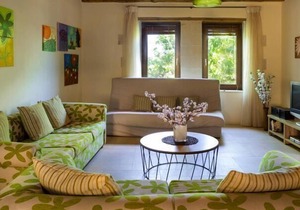 charming holiday home in Maheri