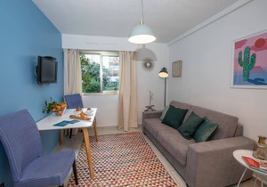 Charming Riviera 3E - One Bedroom Apartment, Sleeps 4