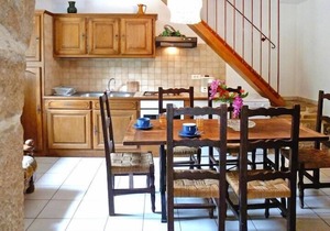 Charming stone house with shared pool, Chambonas