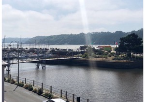 Charming Studio Facing the Port and 100 m from the beach