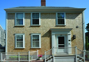 Charming Studio Unit - King and Twin Beds - Private Bath