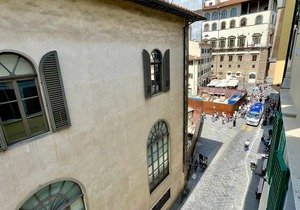 Charming two bedrooms Apartment in the very heart of Florence