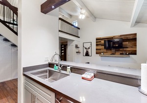 Charming, two-story ski condo w/a wood stove, free WiFi, shared pool, & hot tub