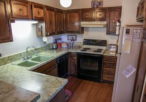 Chateau Blanc #25 Condo