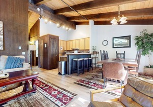Chateau de Montagne 17 Spacious Family Townhome with Great Complex Amenities On Shuttle Route by RedAwning