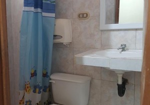 Cheapy Hostel Flores