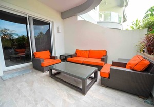 Chic Contemporary Condo on Cable Beach