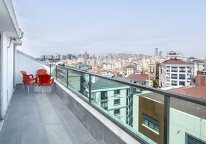 Chic Flat near Public Transportation in Goztepe
