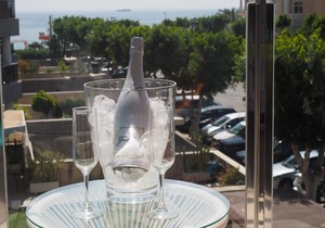 Chill Beach Condo for an Ibiza nice experiencience.