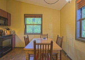 Christmas Mountain Village, Wisconsin Dells, 2 Bedroom Cottage