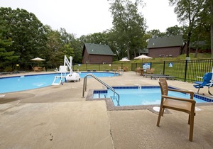 Christmas Mountain Village, Wisconsin Dells, 2 Bedroom Cottage