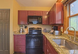 Christmas Mountain Village™ - 2 Bedroom Cabin