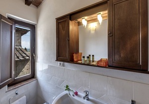 Ciliegiolo-standard room for 2 in the main village