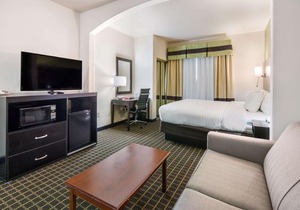 Clarion Inn & Suites Weatherford South
