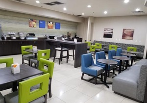 Clarion Pointe Corydon