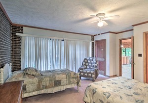 Clarks Hill Lake Area Home w/ Pool & Private Dock!