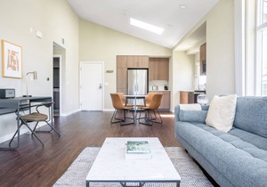 Classic Mountain View 1BR w/Pool + Gym, near Target + TJ, by Blueground