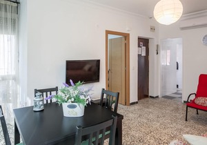 Close to Santa Justa Rail Station and easy to reach Airport, 15 min to downtown