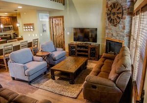 Close to SDC. 4 Bed, 4 Bath Lodge at beautiful Stonebridge Resort.