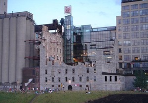 Close to Uptown, Downtown and Midtown!