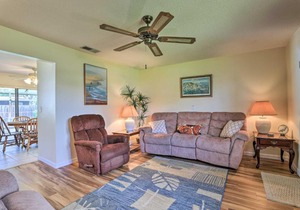 Coastal Home with Lanai, Less Than 1 Mi to Melbourne Beach!
