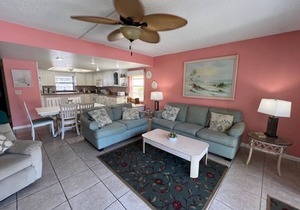 Cocoa Beach Club On- the- Beach - Great 3 Bedrm, Poolside Condo