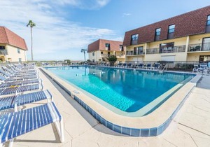 Cocoa Beach Club
