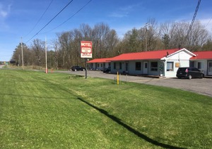 Colonial Inn Motel