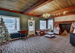 Colonial Motel and Spa