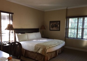 Colts Neck Inn Hotel