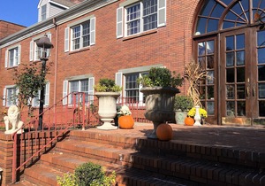 Colts Neck Inn Hotel