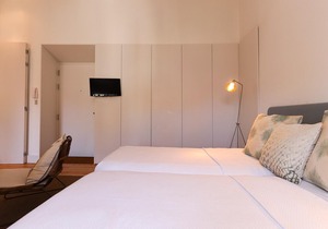 COMBRO SUITES IV by HOMING