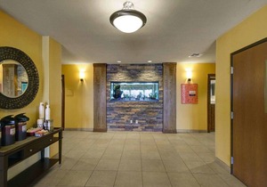 Comfort Inn & Suites Donna near I-2