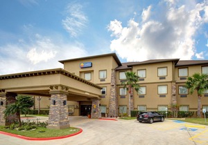 Comfort Inn & Suites Donna Near I-2