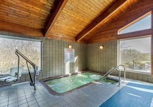 Comfort Inn & Suites Jackson - West Bend