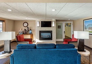 Comfort Inn & Suites Jackson - West Bend