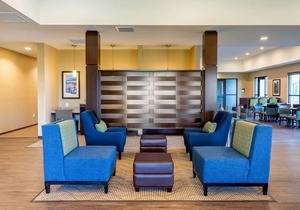 Comfort Suites Burlington near I-5