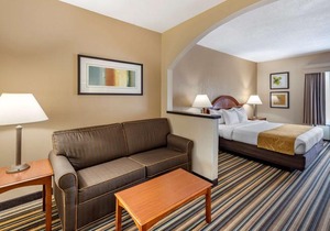 Comfort Suites Chesapeake