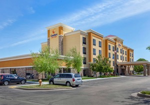 Comfort Suites Oshkosh