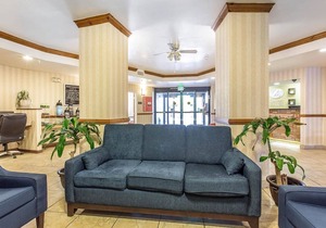 Comfort Suites Summit County