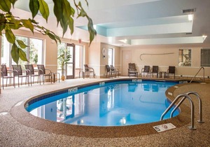 Comfort Suites West Warwick - Providence