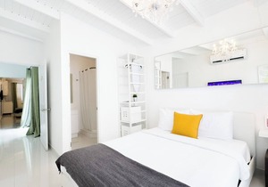 Comfortable and Elegant Aibonito Hotel/FREE PARKING & WIFI/GOOD AREA - 206
