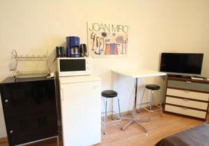 Compact studio apartment near Helsinki city center (ID 7431)