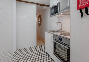 Comtesse Lisbonne - Studio B