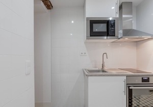 Comtesse Lisbonne - Studio B