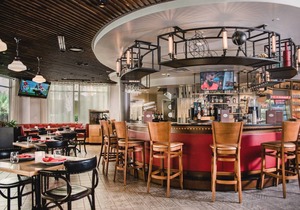 Condo ∙ 2 bedrooms ∙ 6 guests