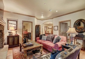 Condo ∙ 2 bedrooms ∙ 4 guests