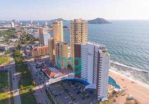 Condo CROWN PARK ROYAL