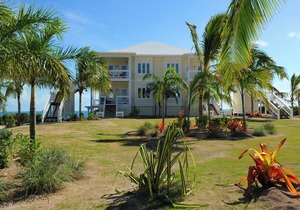 Condo w/Views, Beach, Htd Pool, Pickleball, Golf Cart, Gym,Walk to Restaurant